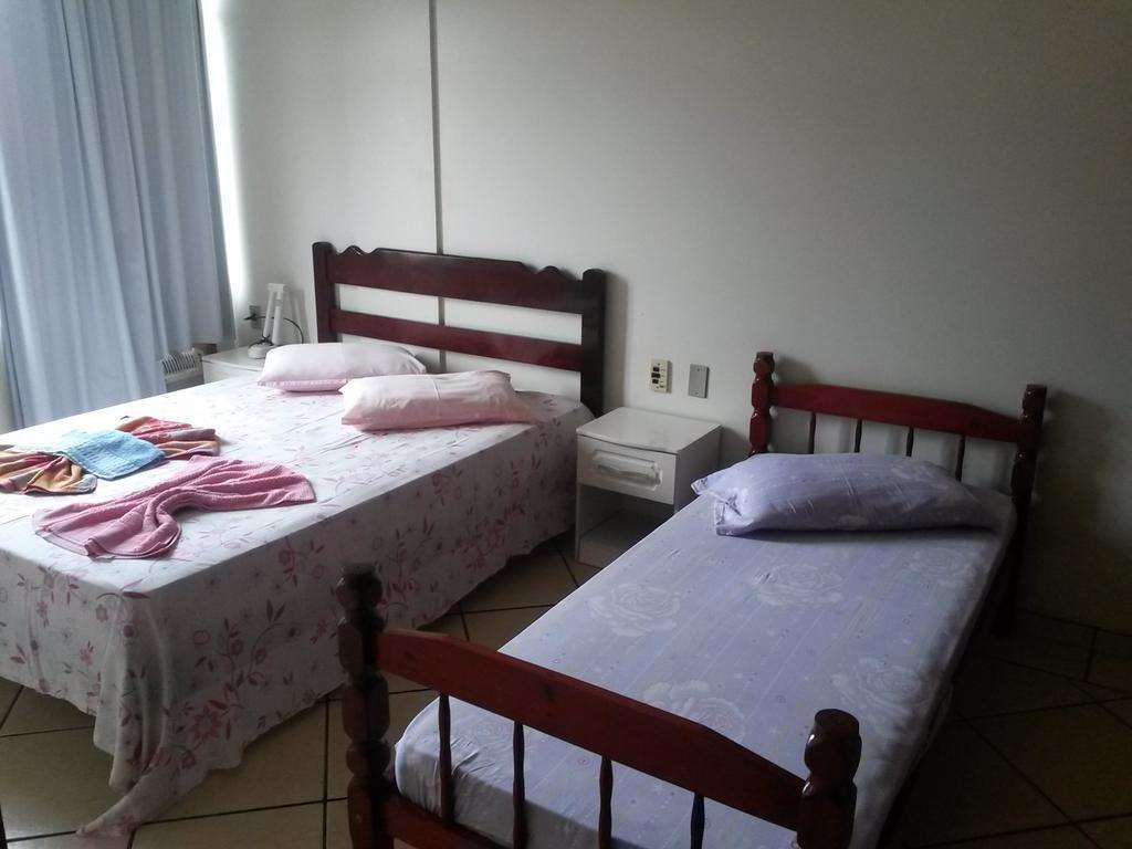 Residencial Baleia Franca Aparthotel Governador Celso Ramos Ruang foto